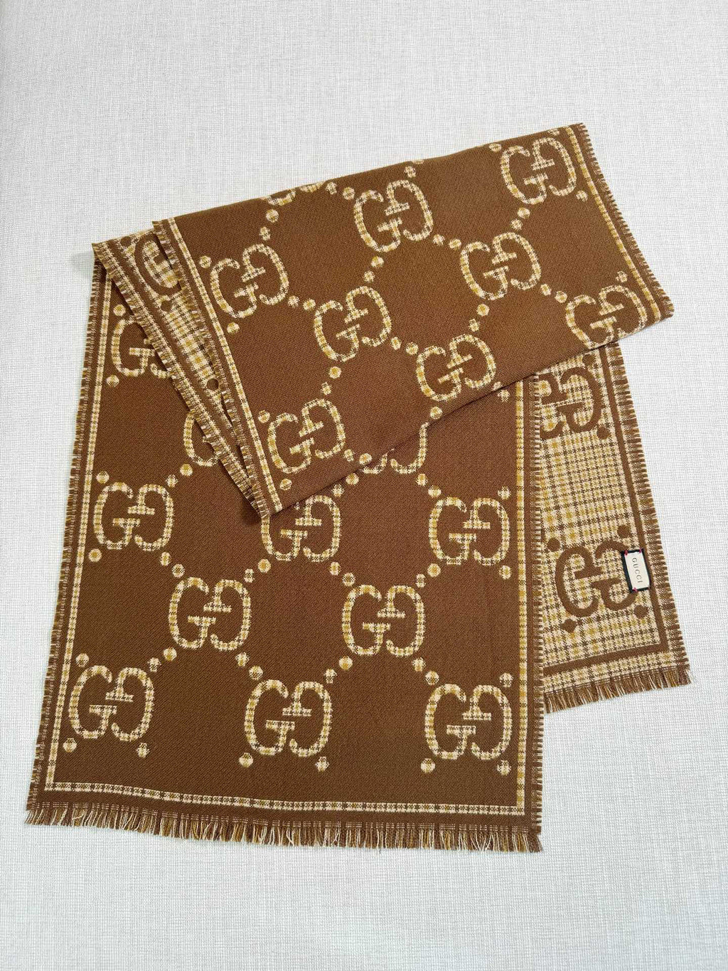 Gucci Check Pattern Jacquard Scarf - 970502388 - Photo 1