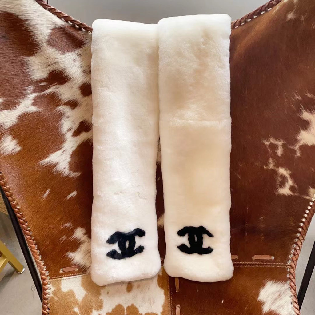 Chanel Logo Detail Scarf - 962272284 - Photo 1