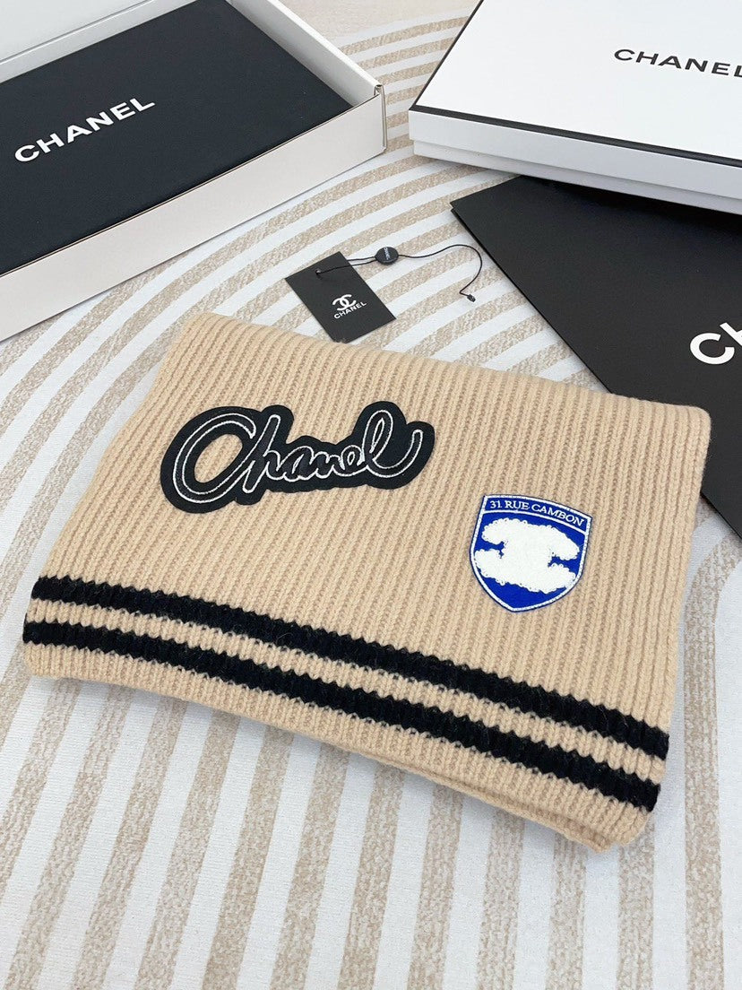 Chanel Logo Detail Scarf - 945354484 - Photo 1