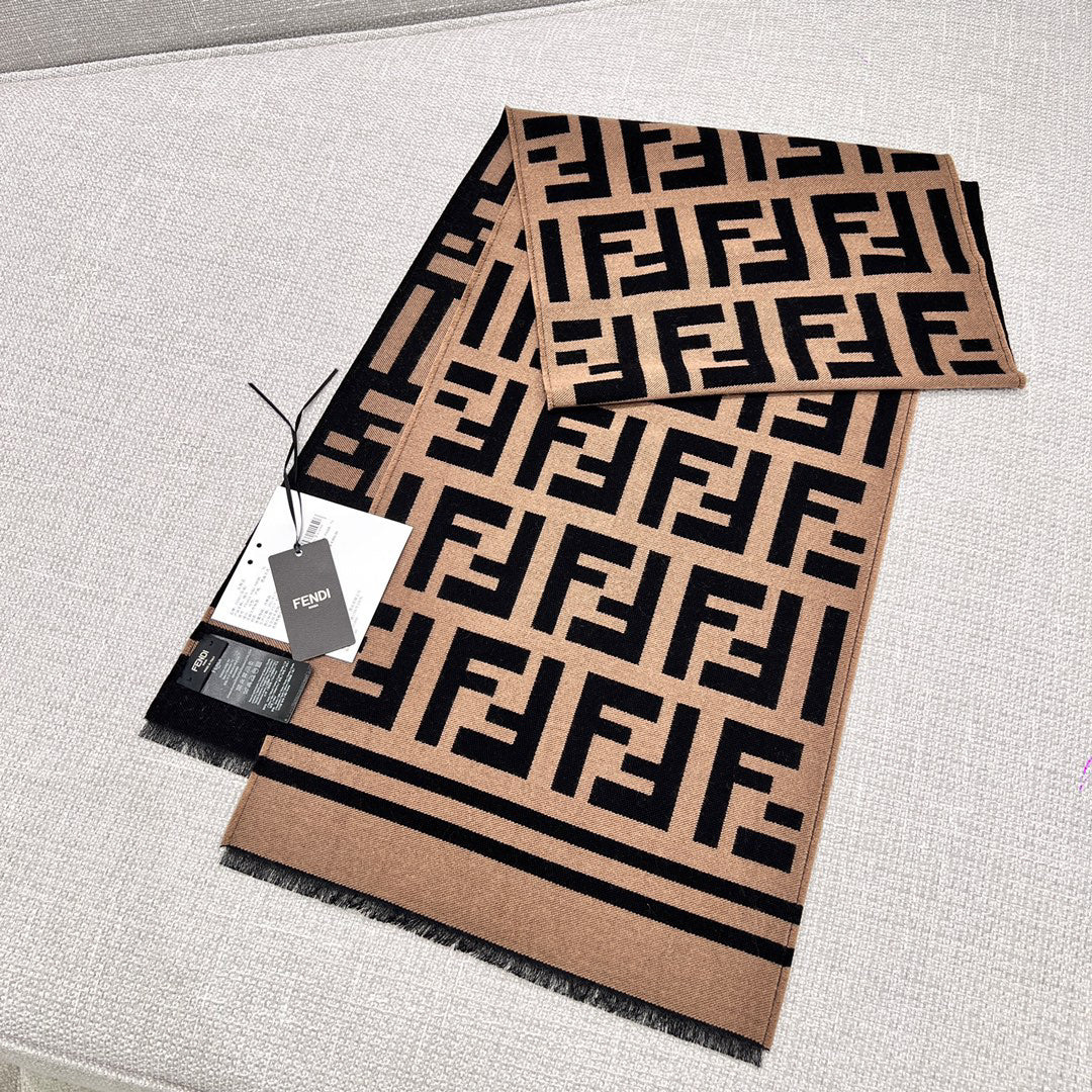 Fendi Jacquard Logo Detail Scarf - 970502685 - Photo 1