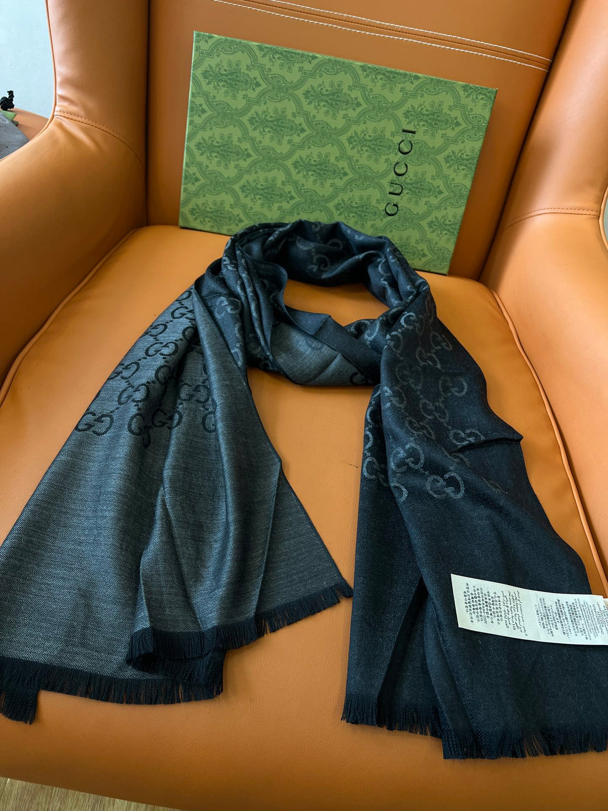 Gucci Jacquard Logo Detail Scarf - 934801515 - Photo 1