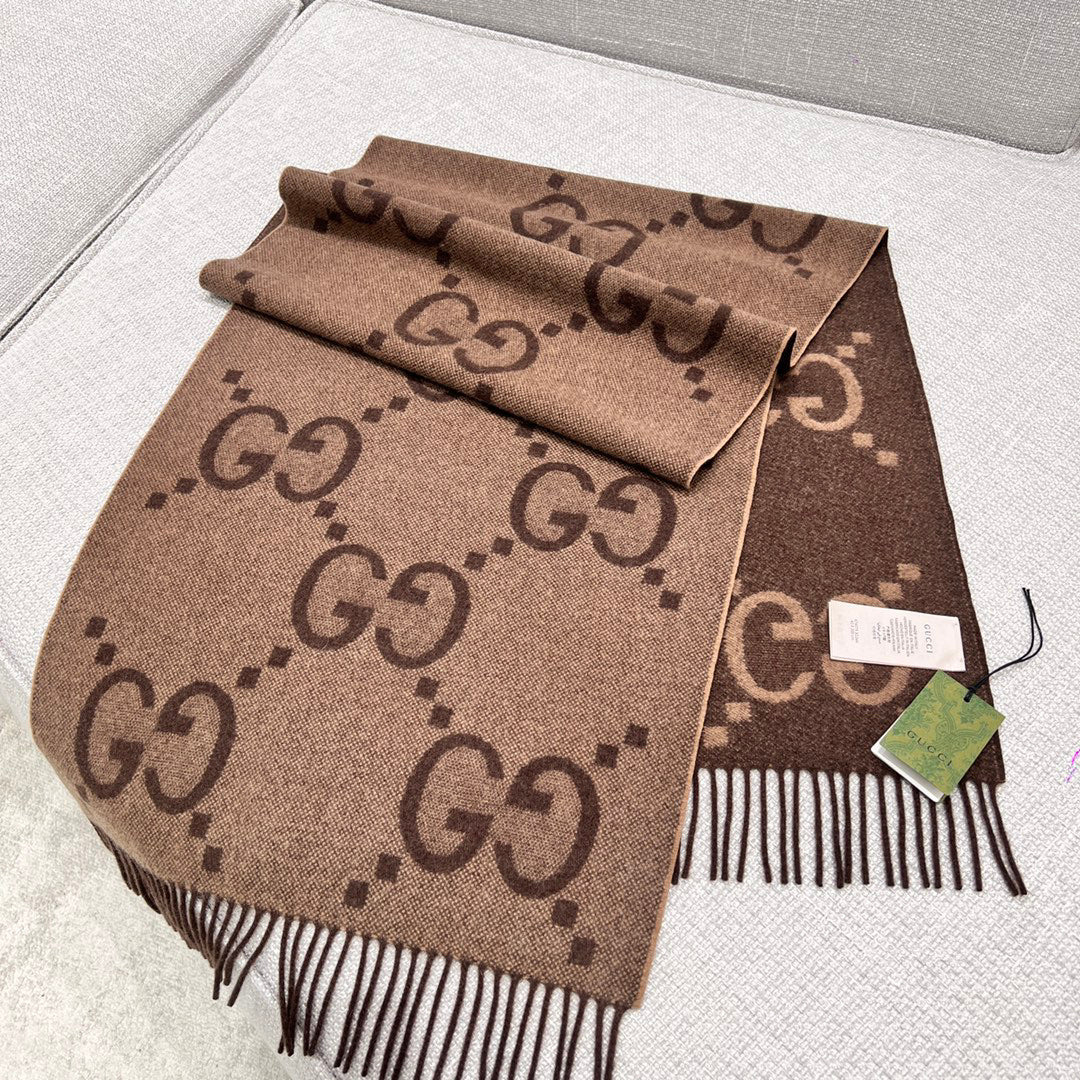 Gucci Jacquard Scarf - 984596771 - Photo 1