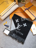 Louis Vuitton Scarf - 944943044 - Photo 1