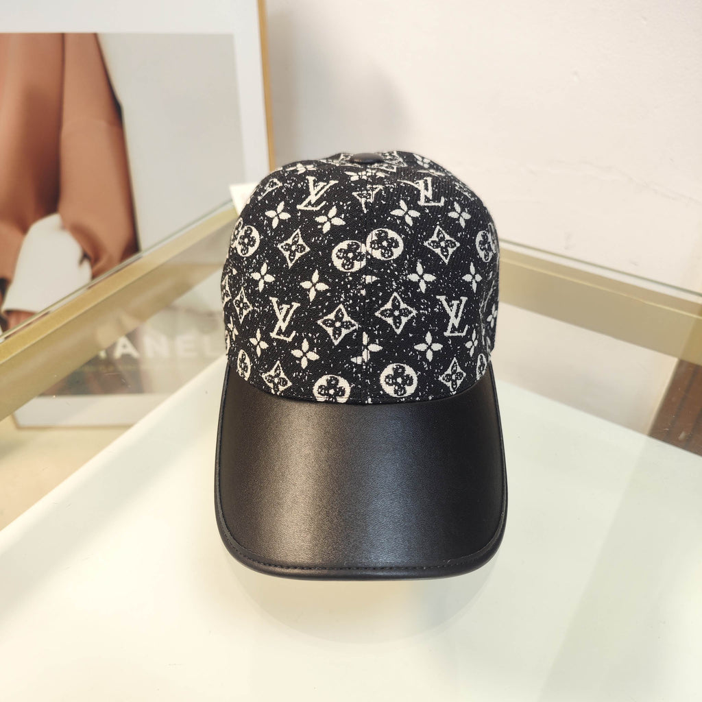 Louis Vuitton Baseball Cap - 993972144 - Photo 1