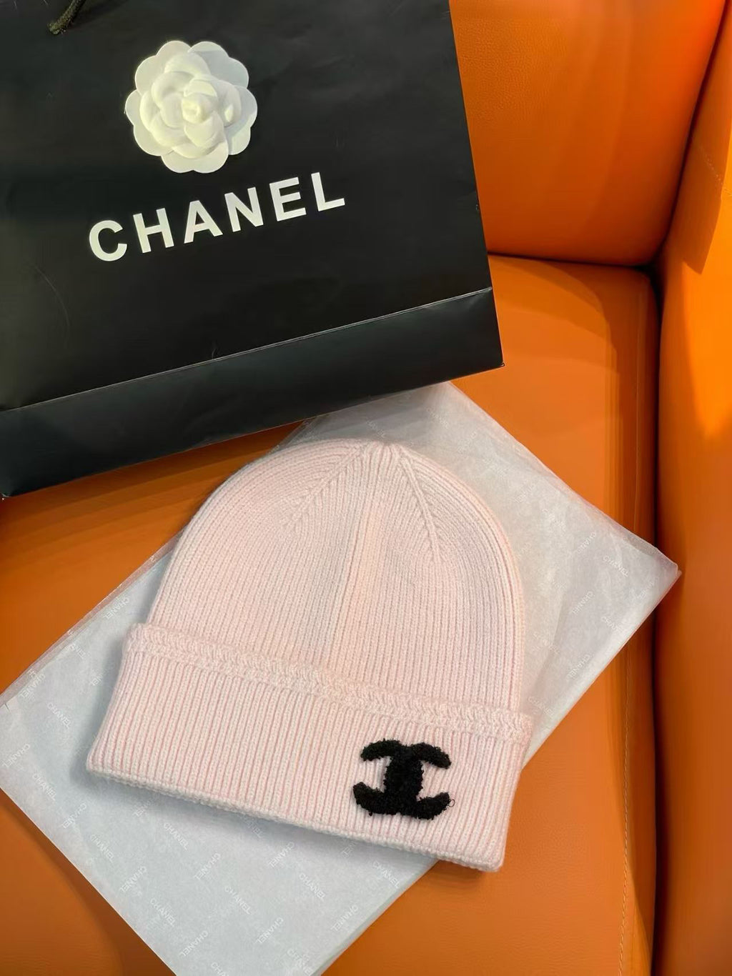 Chanel Logo Detail Knit Beanie - 1149273104 - Photo 1