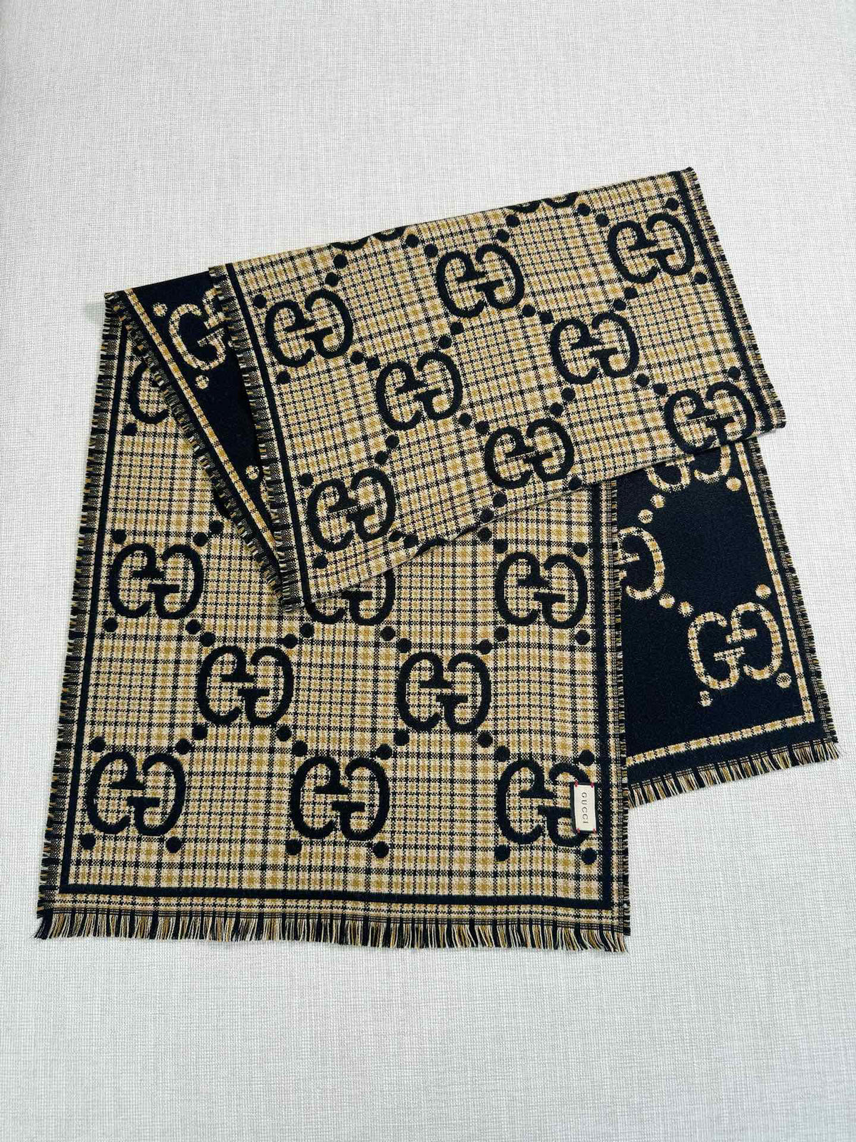 Gucci Check Pattern Jacquard Scarf - 970502420 - Photo 1