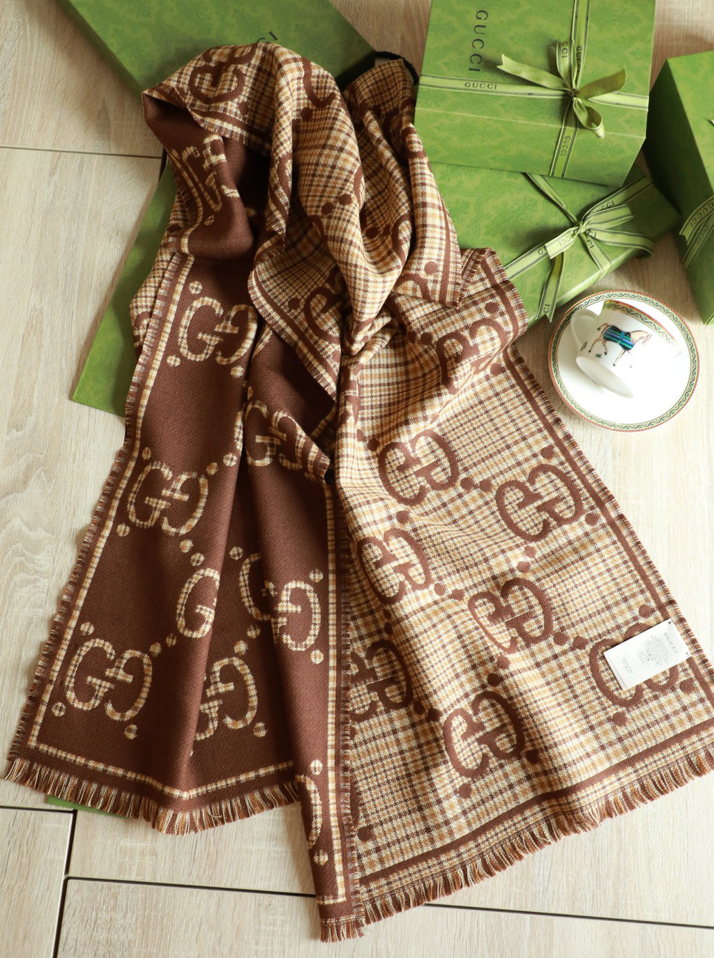 Gucci Scarf - 973239590 - Photo 1