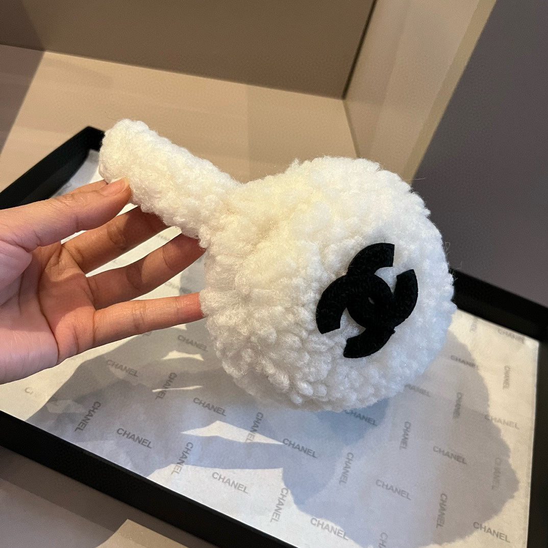 Chanel Earmuffs - 973362365 - Photo 1