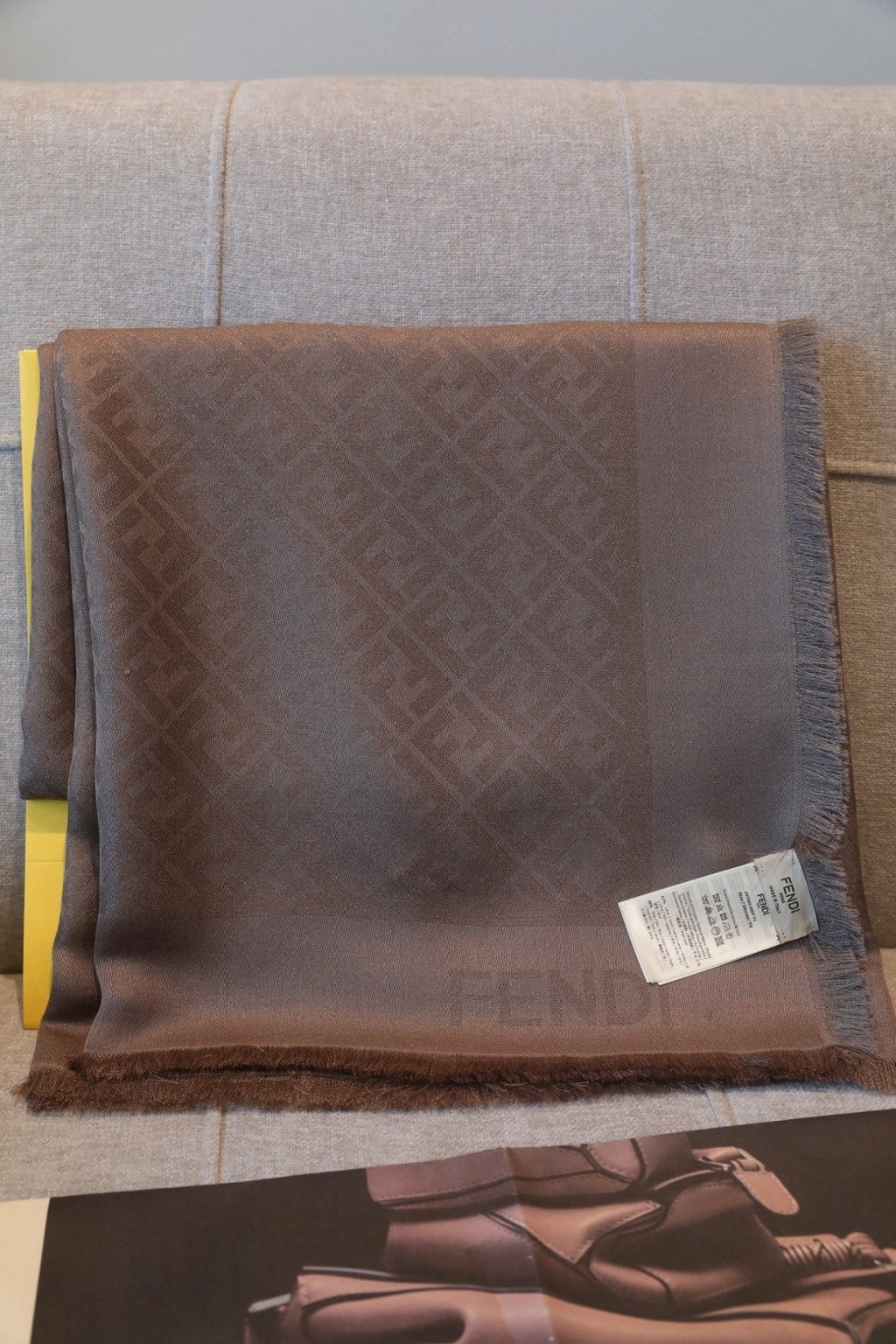 Fendi Jacquard Logo Detail Square Scarf - 1245375014 - Photo 1