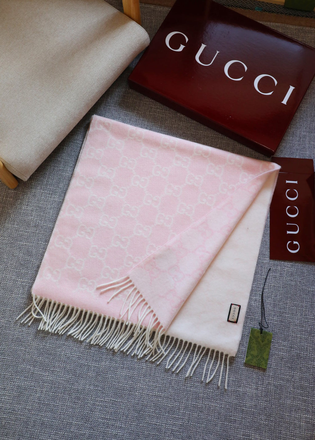 Gucci Jacquard Gradient Scarf - 973238777 - Photo 1