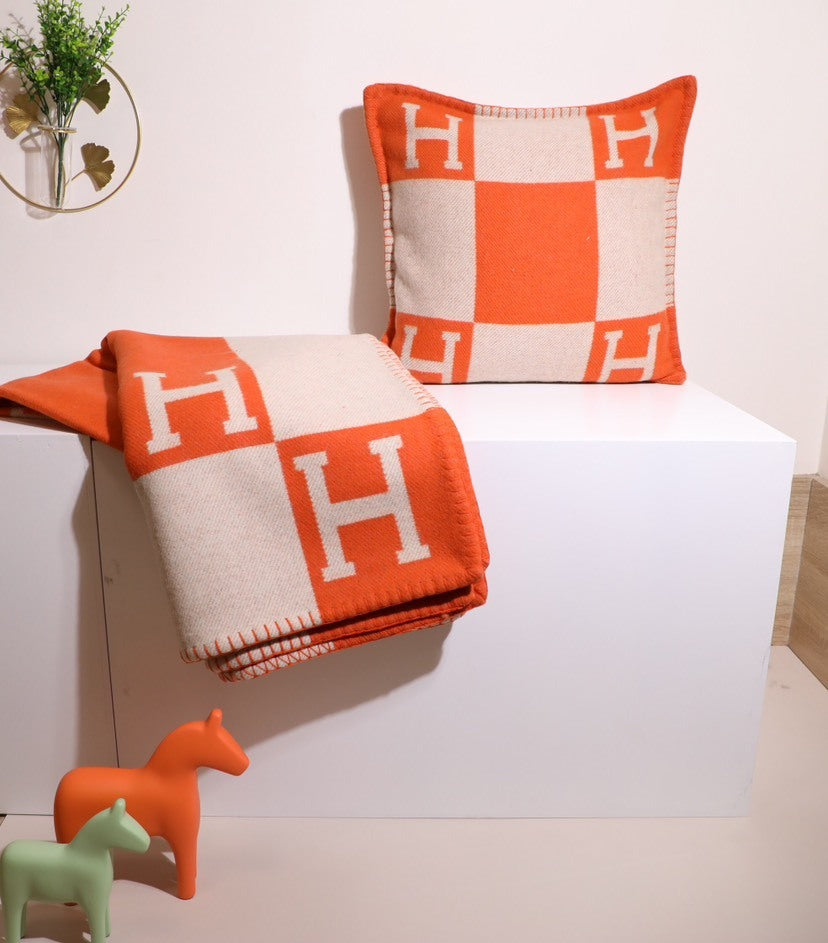 Hermes Throw Blanket - 945432059 - Photo 1
