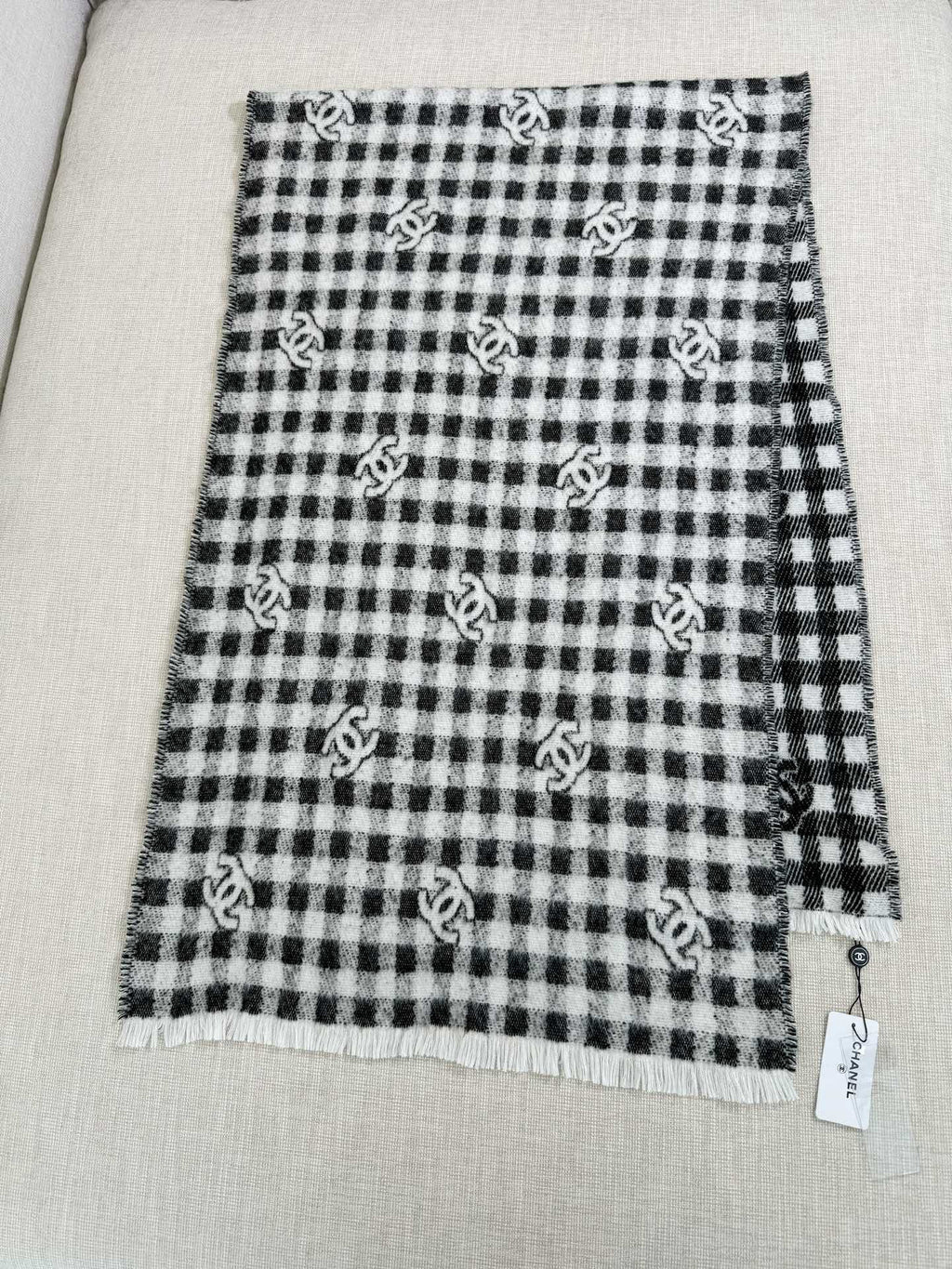 Chanel Check Pattern Logo Detail Scarf - 973234743 - Photo 1
