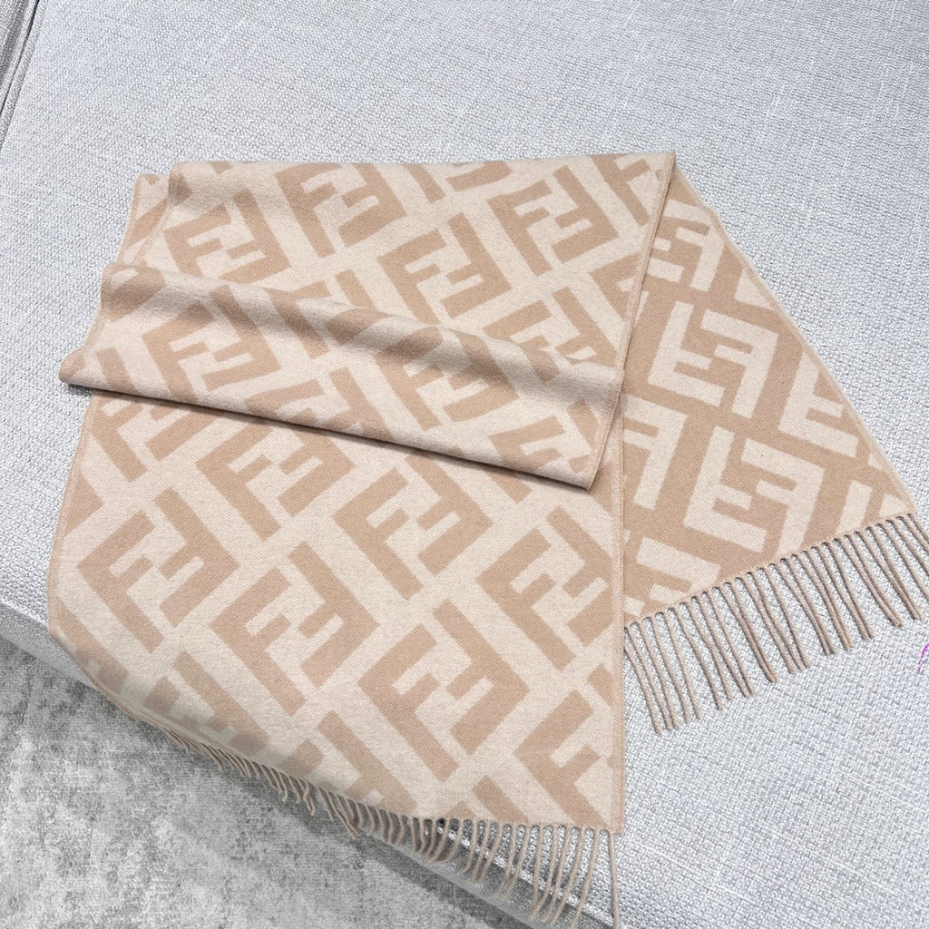 Fendi Jacquard Logo Detail Scarf - 1245377984 - Photo 1