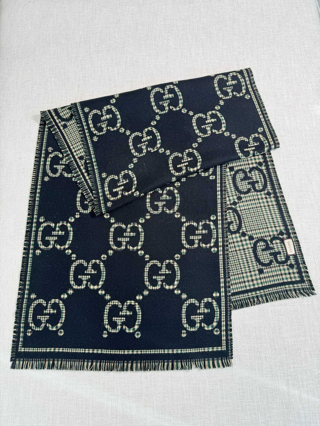 Gucci Check Pattern Jacquard Scarf - 970502354 - Photo 1