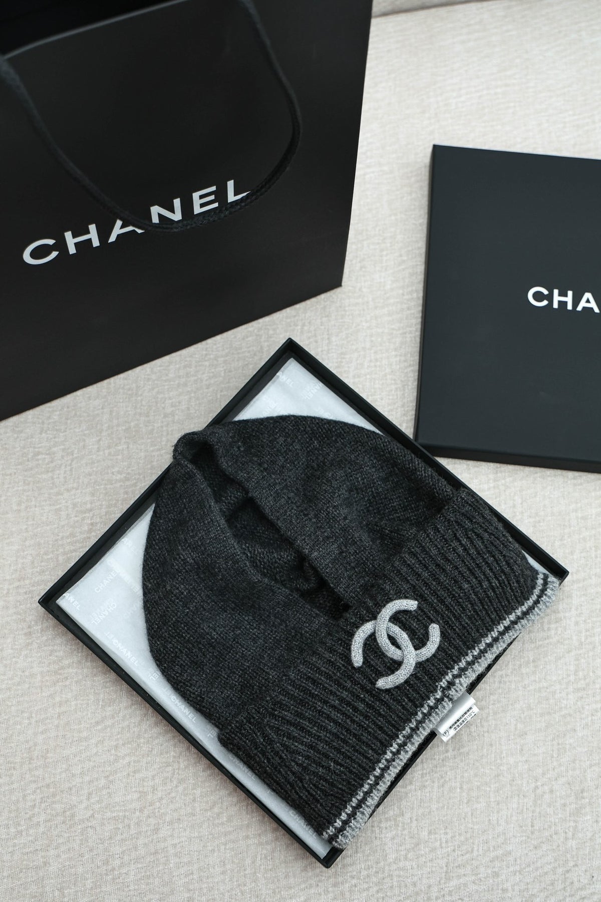 Chanel Balaclava - 1107212599 - Photo 1