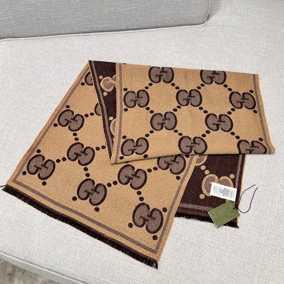 Gucci Jacquard Logo Detail Scarf - 974270188 - Photo 1