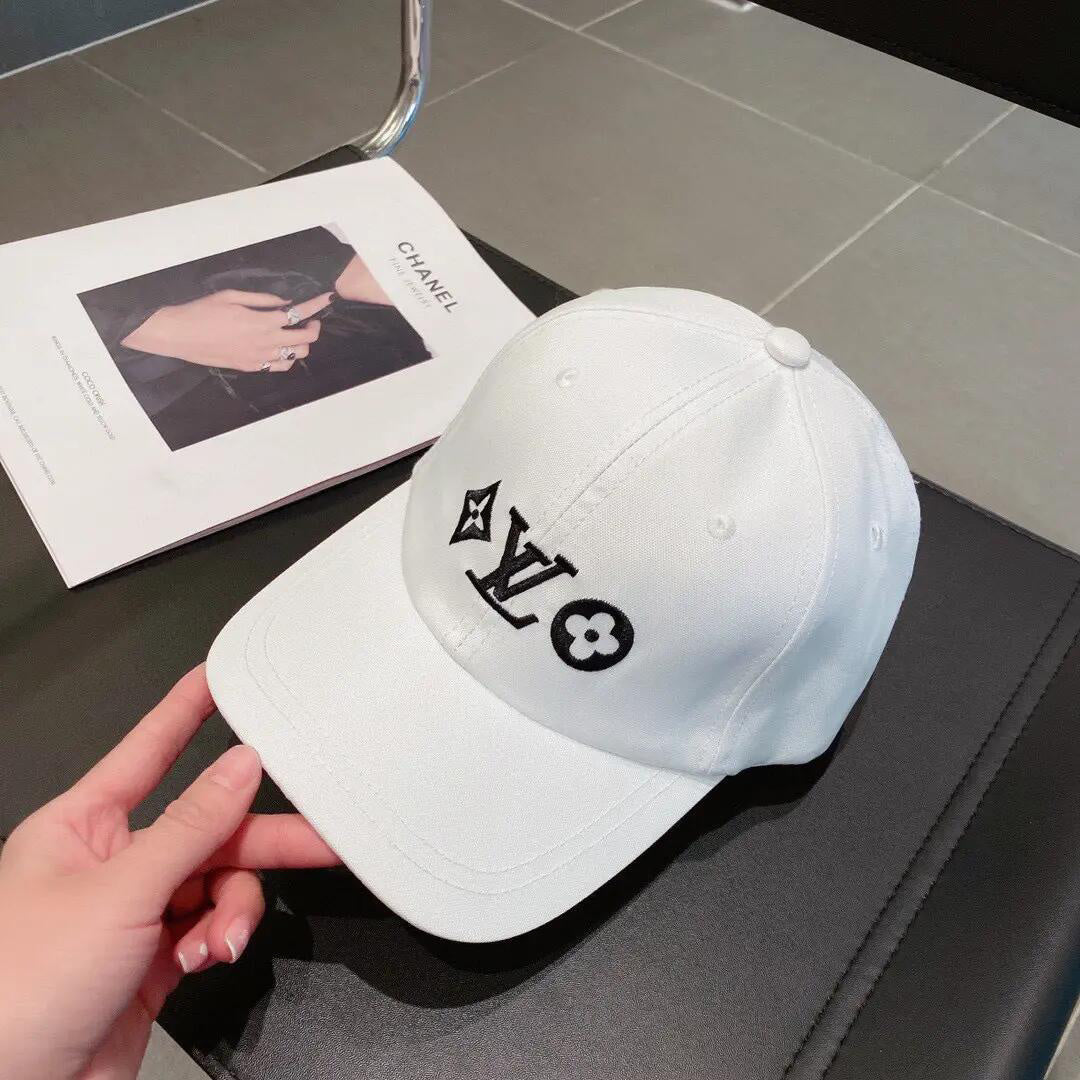 Louis Vuitton Baseball Cap - 1006788054 - Photo 1