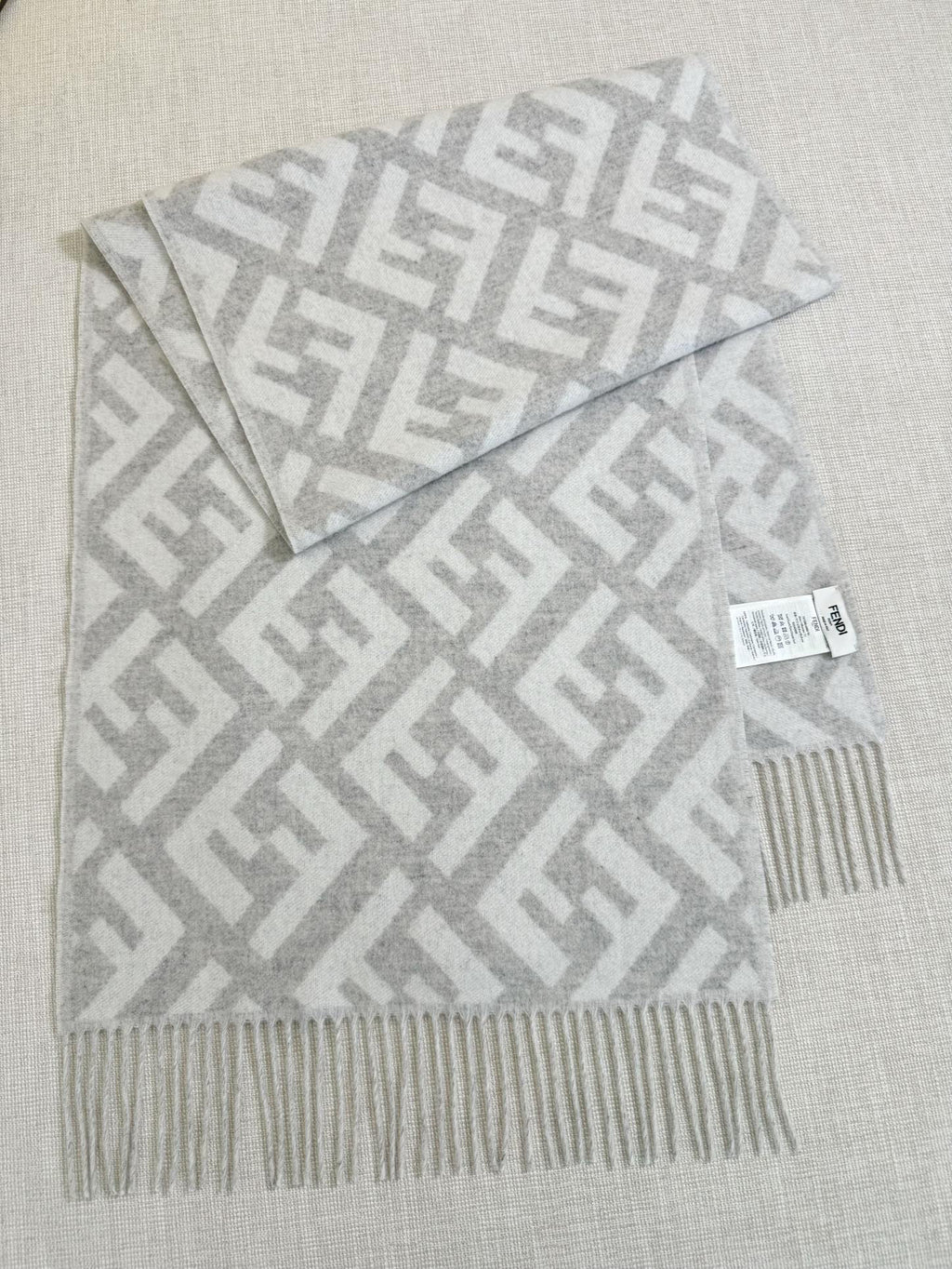 Fendi Jacquard Logo Detail Scarf - 973645480 - Photo 1