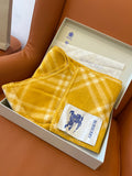 Burberry Check Pattern Beanie - 979032634 - Photo 1