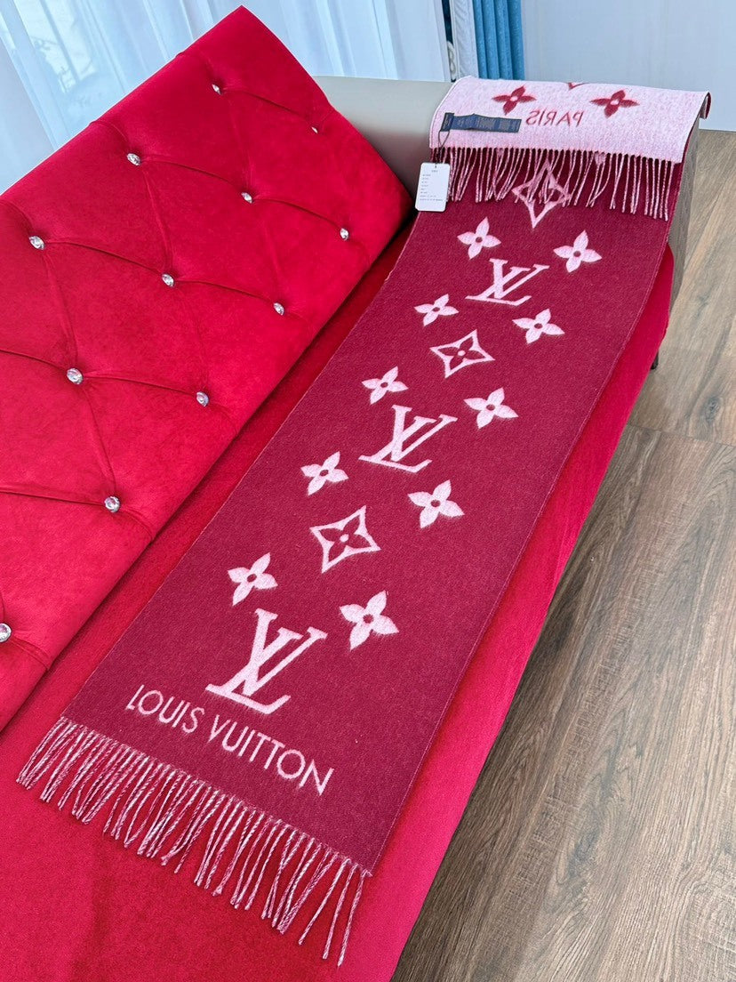Louis Vuitton Scarf - 950907896 - Photo 1