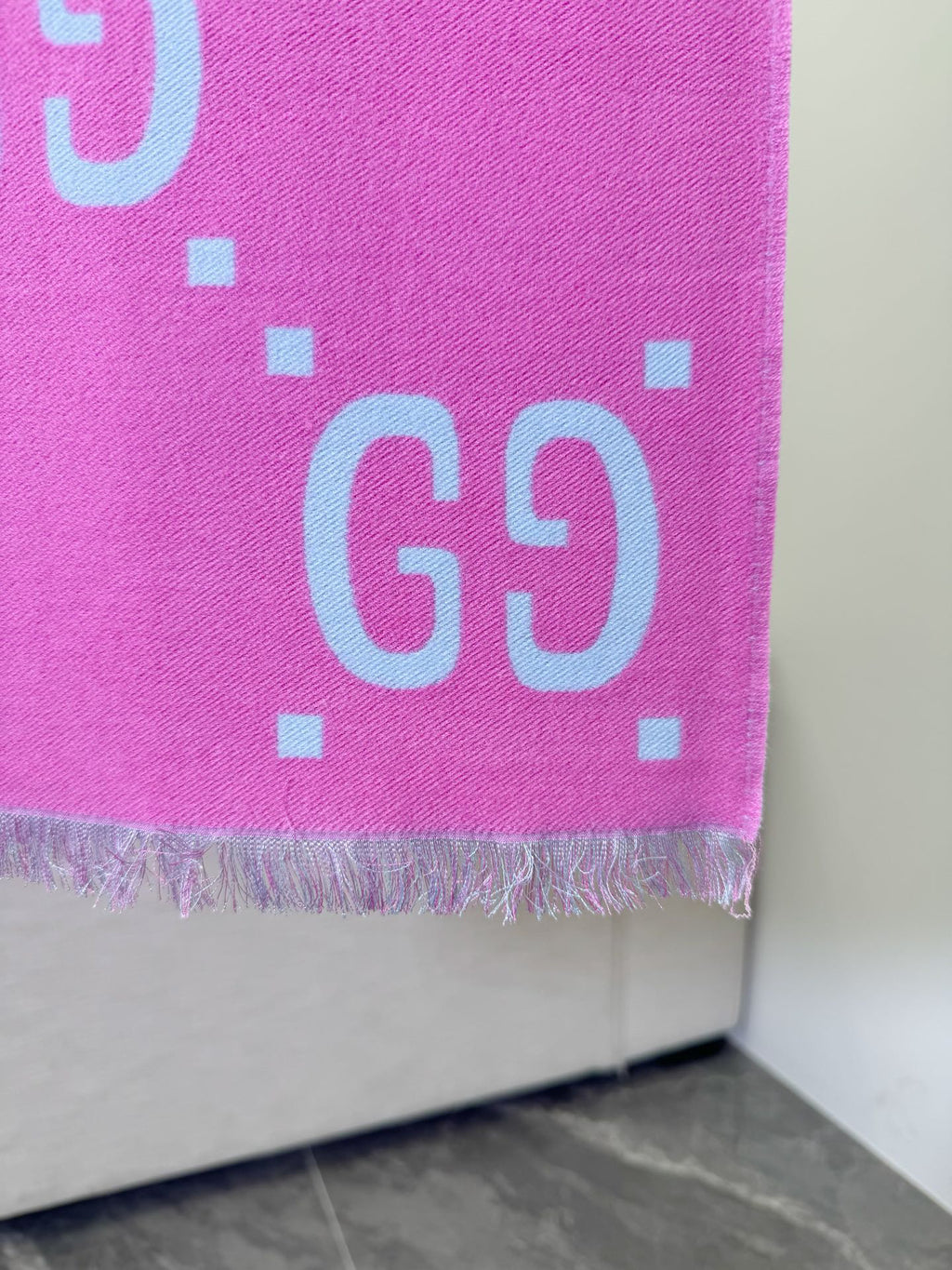 Gucci Scarf - 973237174 - Photo 2