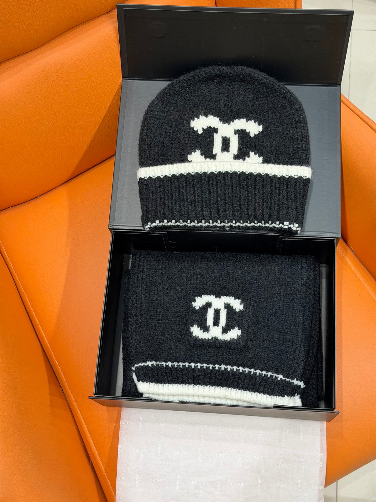 Chanel Jacquard Colorblock Accessory Set - 1245544643 - Photo 2