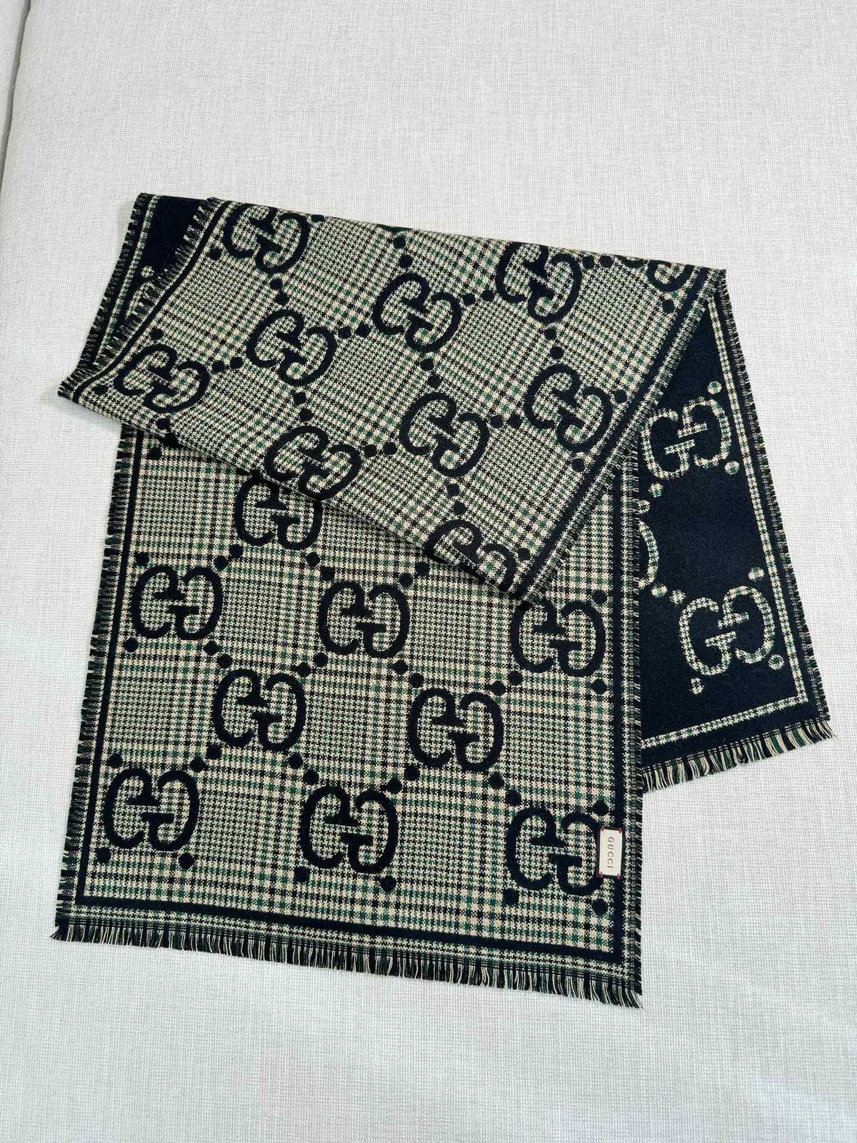 Gucci Check Pattern Jacquard Scarf - 970502354 - Photo 2