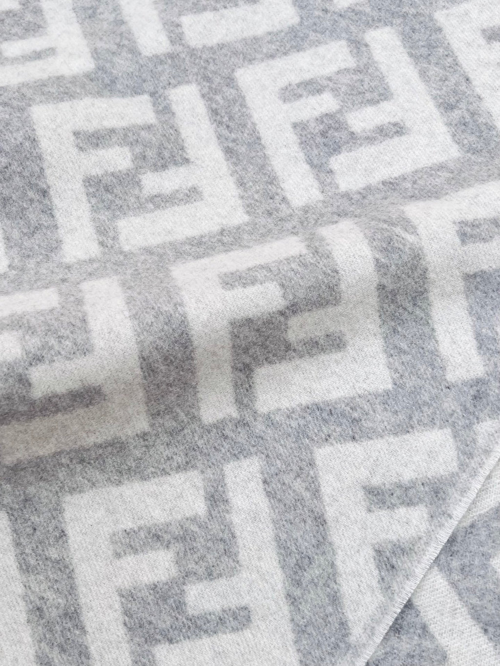 Fendi Logo Detail Scarf - 1245373006 - Photo 2