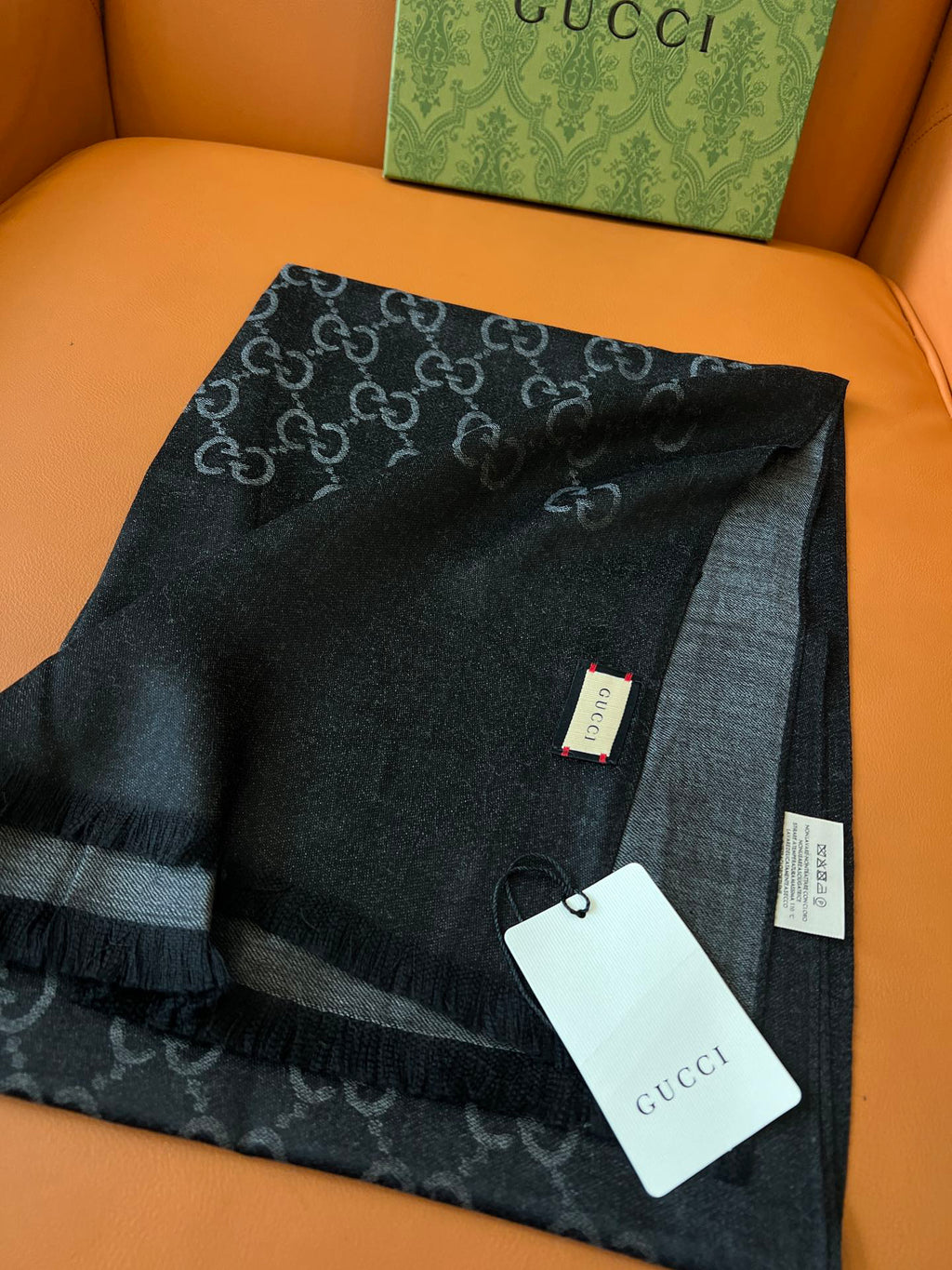 Gucci Jacquard Logo Detail Scarf - 934801515 - Photo 2