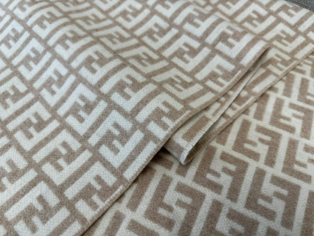 Fendi Logo Detail Scarf - 1245379835 - Photo 2