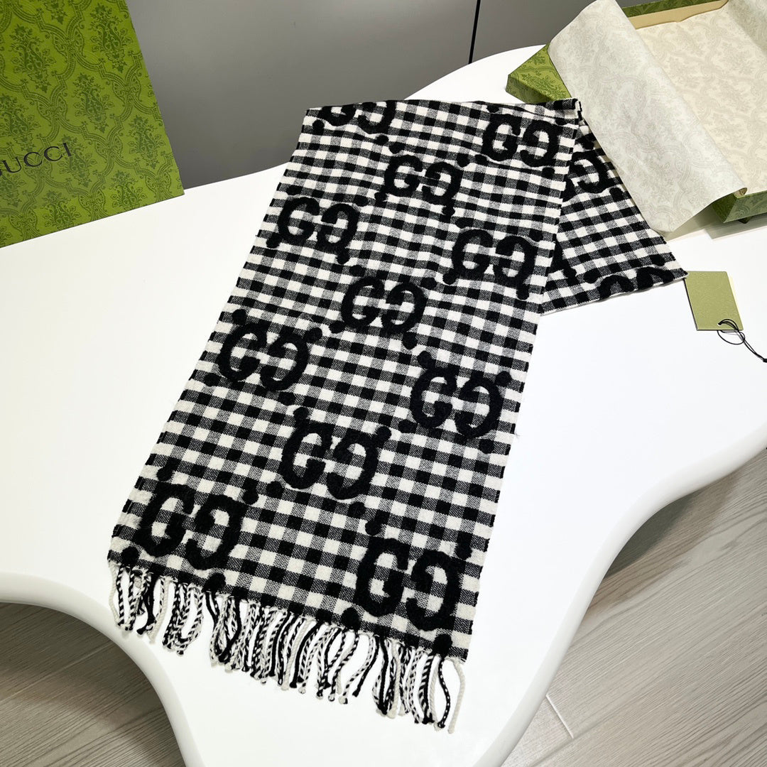 Gucci Check Pattern Logo Detail Scarf - 970502151 - Photo 2