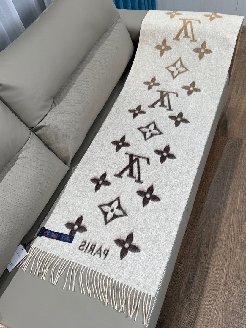 Louis Vuitton Gradient Scarf - 950909615 - Photo 2