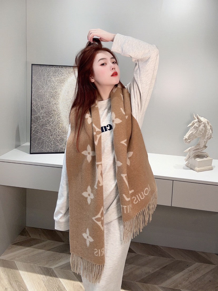 Louis Vuitton Jacquard Scarf - 950129311 - Photo 2