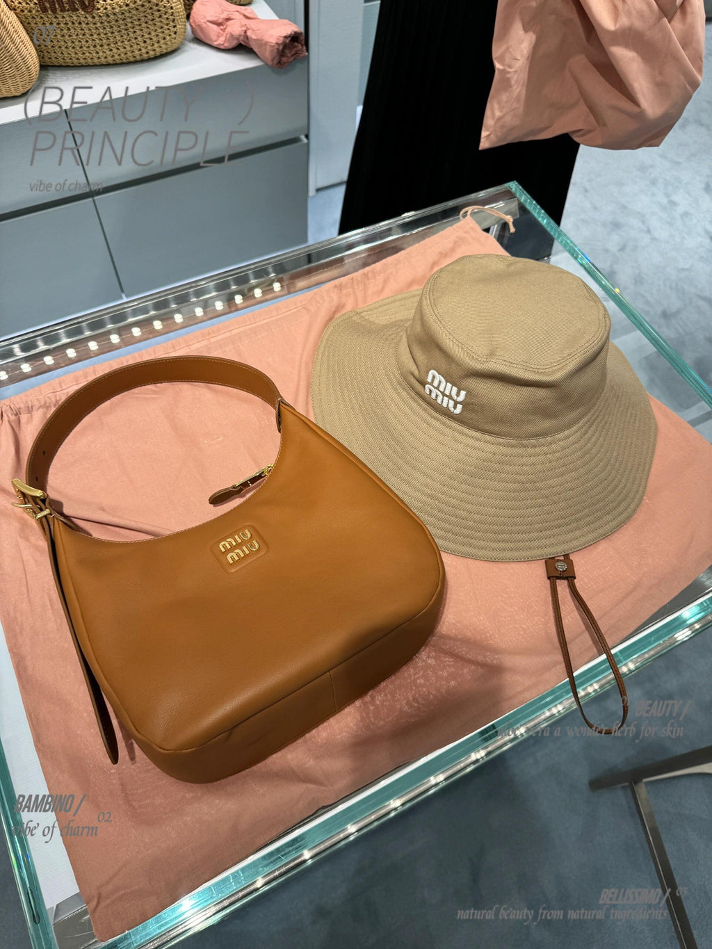 Miu Miu Bucket Hat - 1008062422 - Photo 2