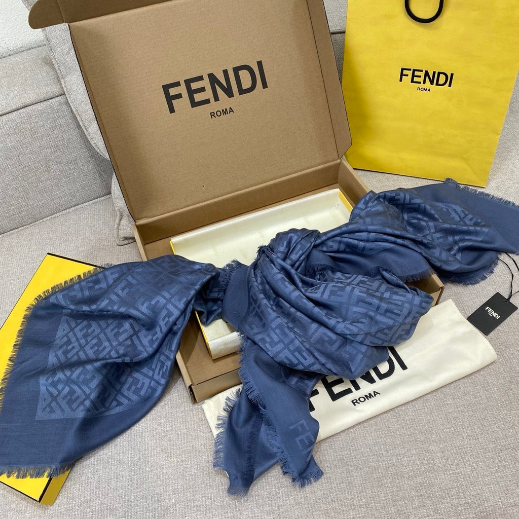 Fendi Jacquard Logo Detail Square Scarf - 1245376021 - Photo 2