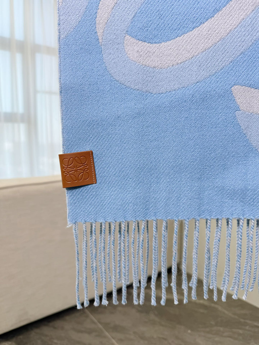 Loewe Jacquard Logo Detail Scarf - 973237699 - Photo 2