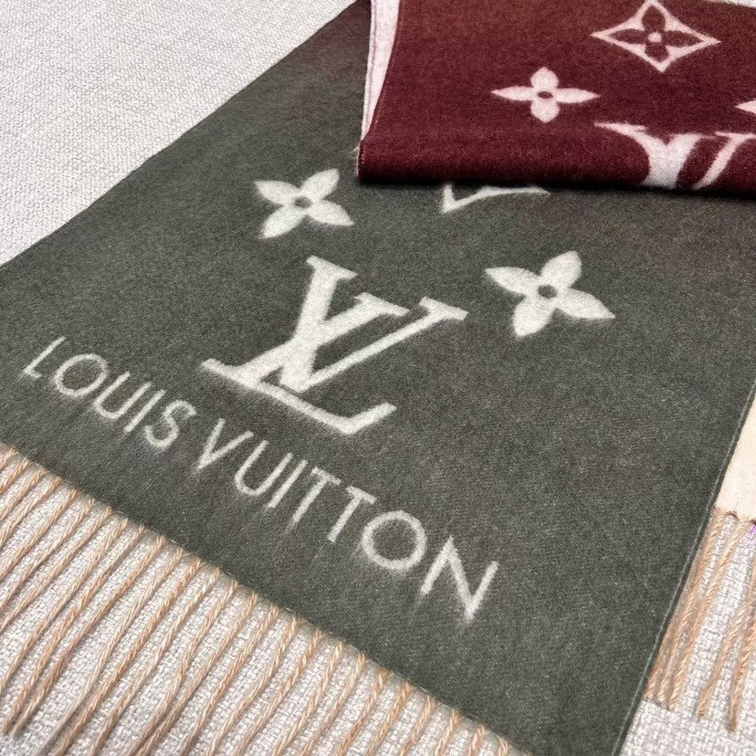 Louis Vuitton Gradient Scarf - 944935958 - Photo 2