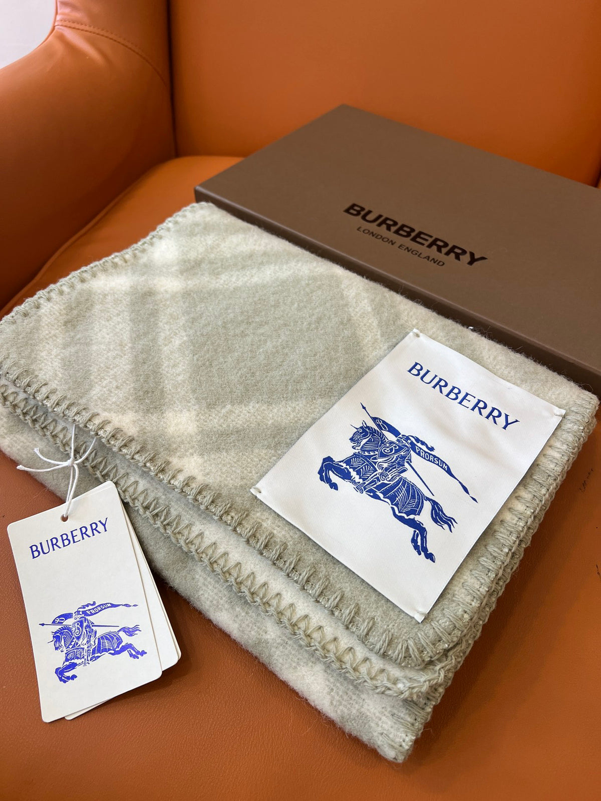 Burberry Scarf - 952126679 - Photo 2