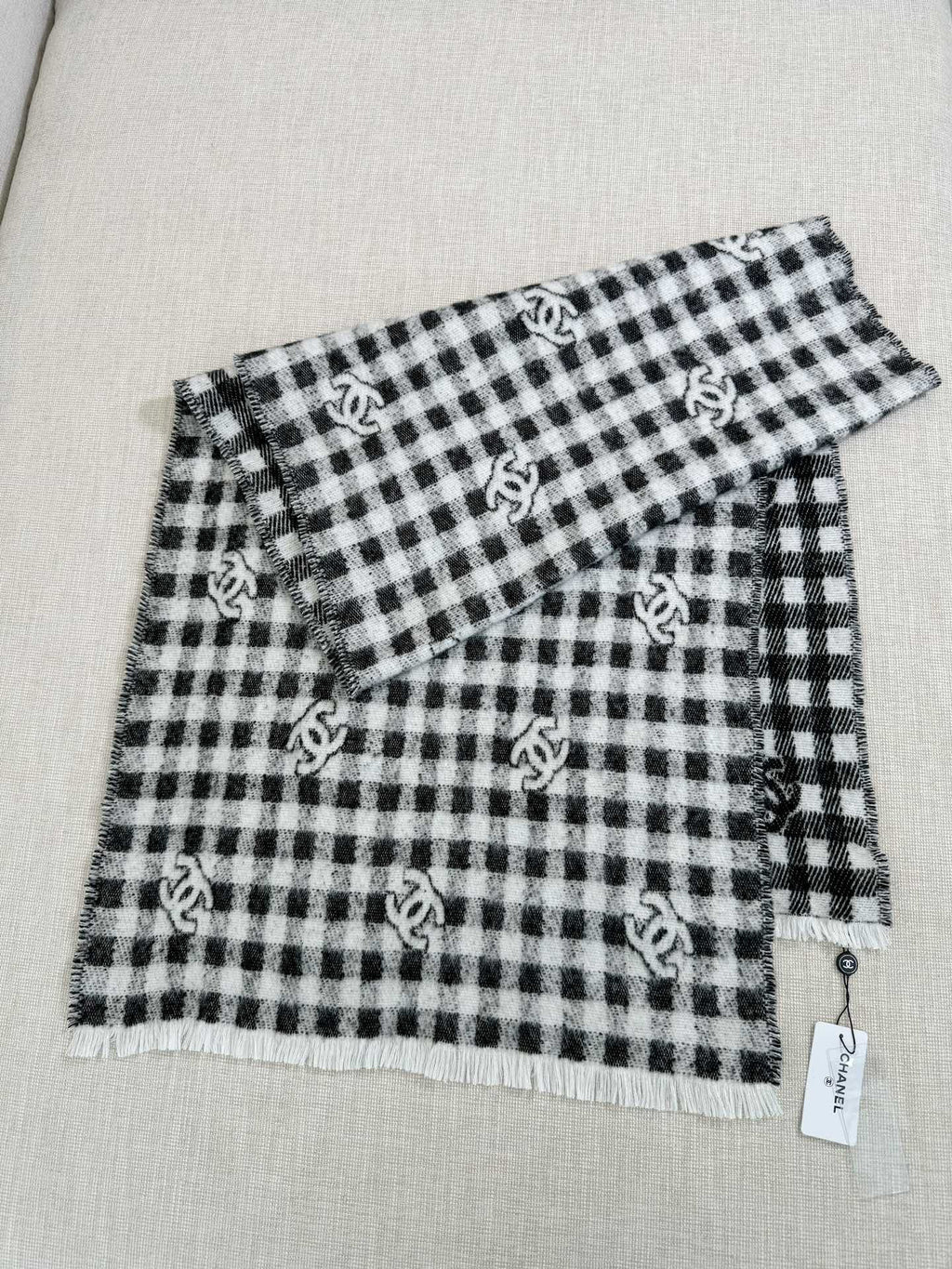 Chanel Check Pattern Logo Detail Scarf - 973234743 - Photo 2