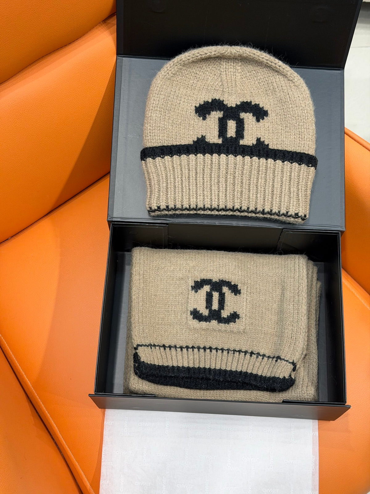Chanel Jacquard Colorblock Accessory Set - 1245544584 - Photo 2