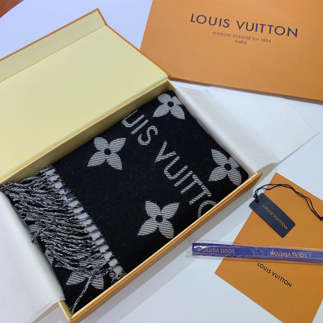 Louis Vuitton Logo Detail Scarf - 938387525 - Photo 2