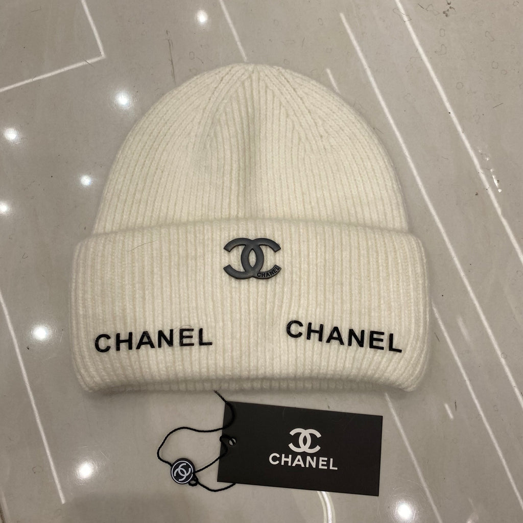Chanel Knit Beanie - 1121787248 - Photo 2