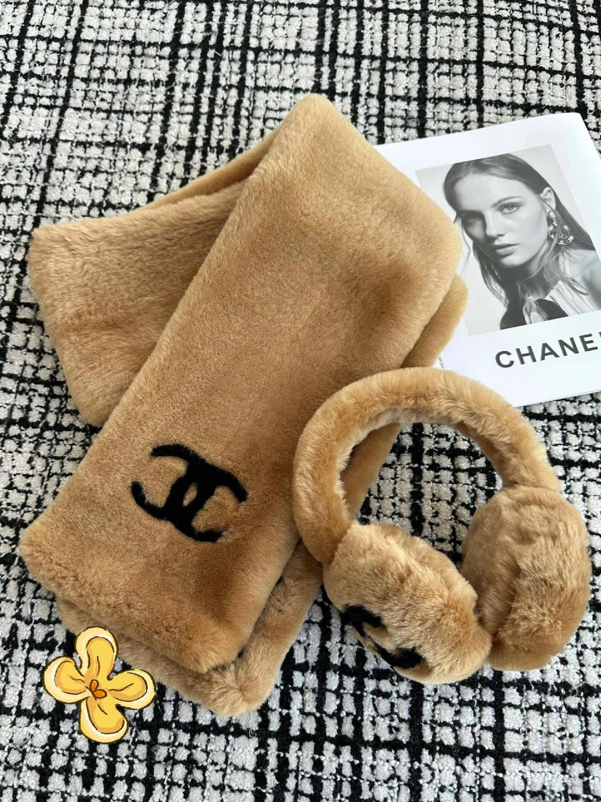 Chanel Scarf - 934001044 - Photo 2