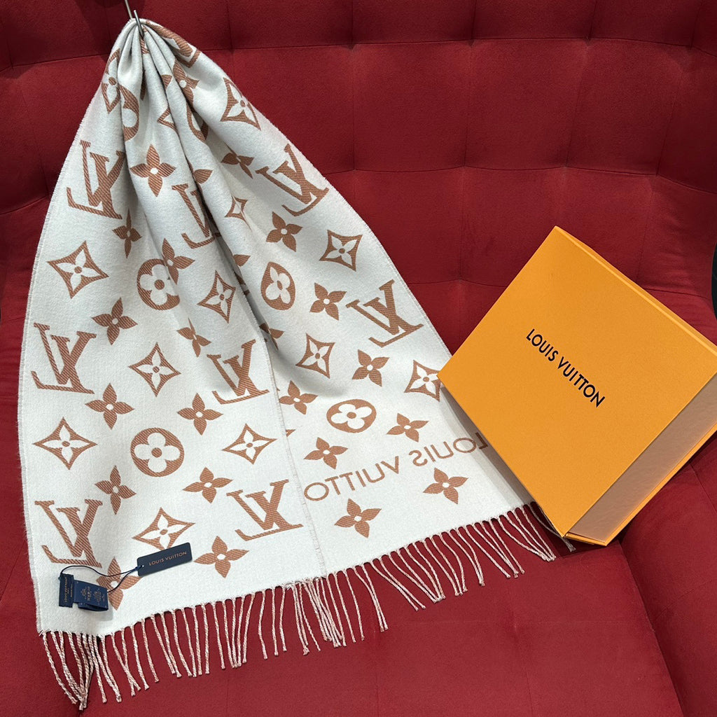 Louis Vuitton Scarf - 984597858 - Photo 2