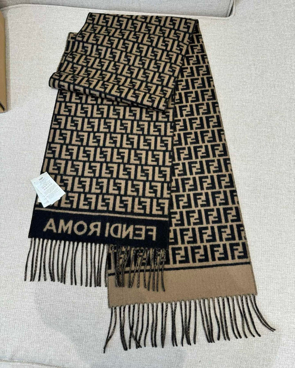 Fendi Logo Detail Scarf - 1245380148 - Photo 2