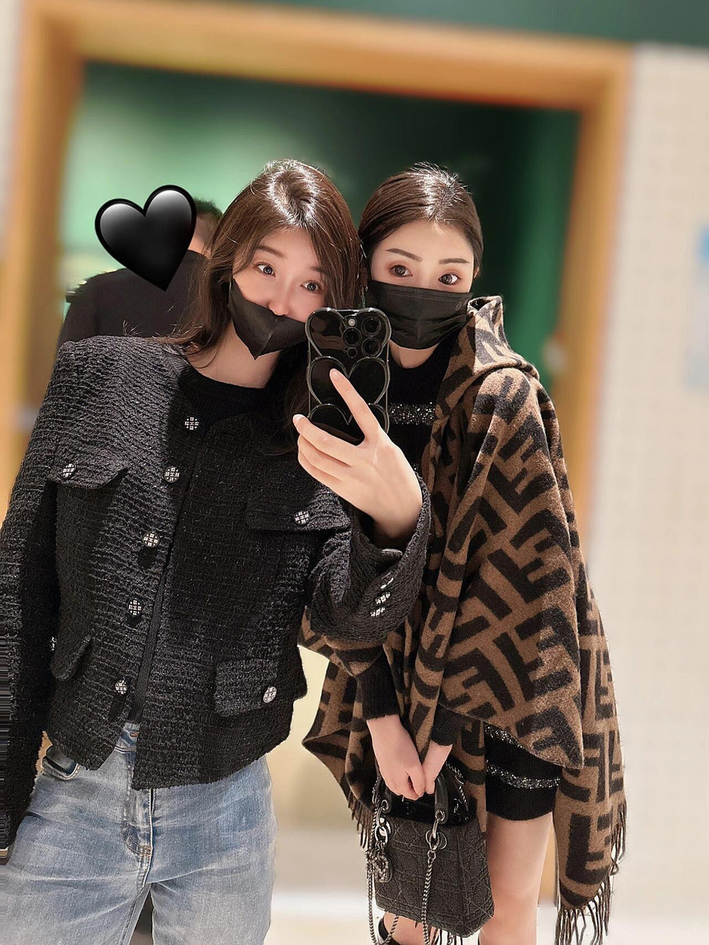 Fendi Cape - 937464074 - Photo 2