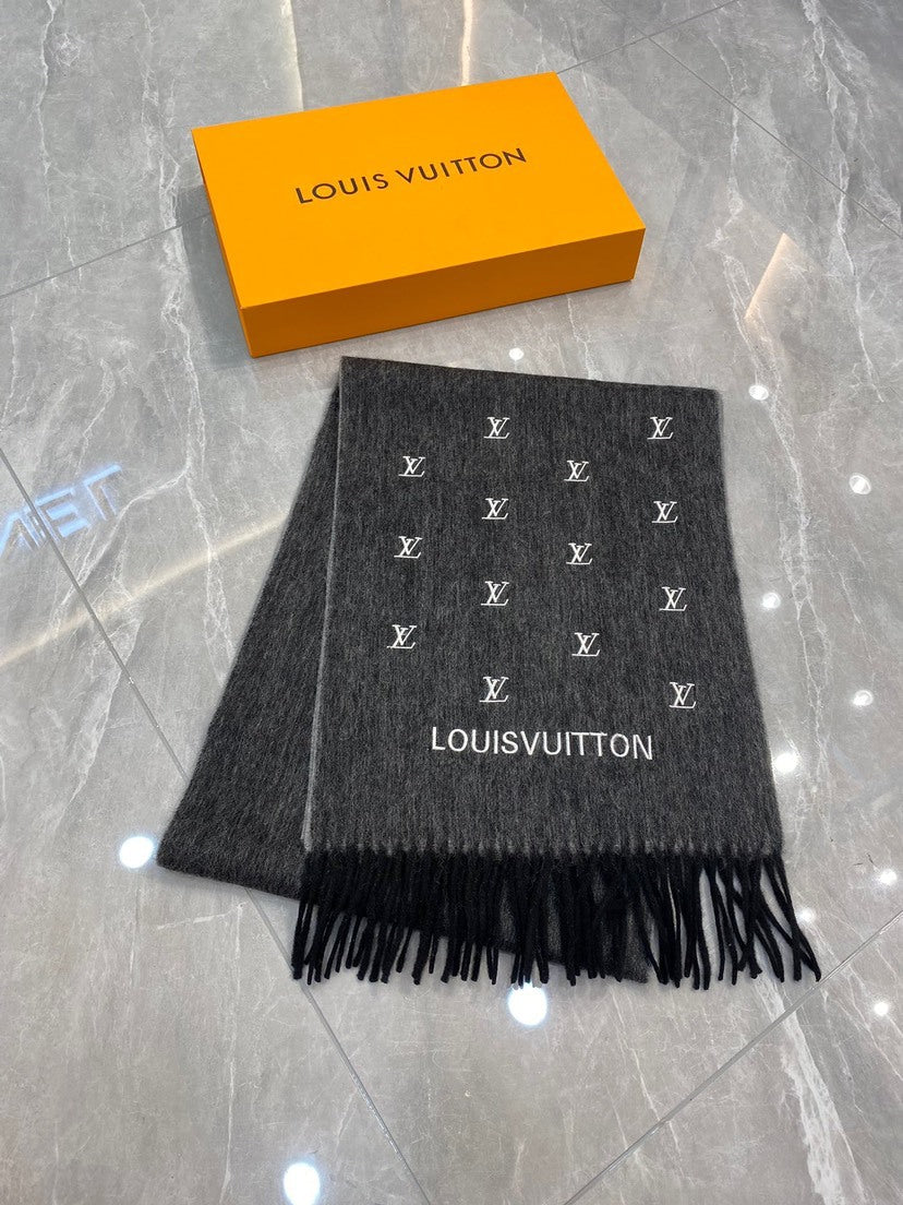 Louis Vuitton Scarf - 950609861 - Photo 2