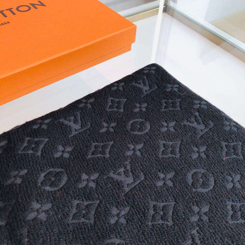 Louis Vuitton Jacquard Logo Detail Scarf - 979032534 - Photo 2
