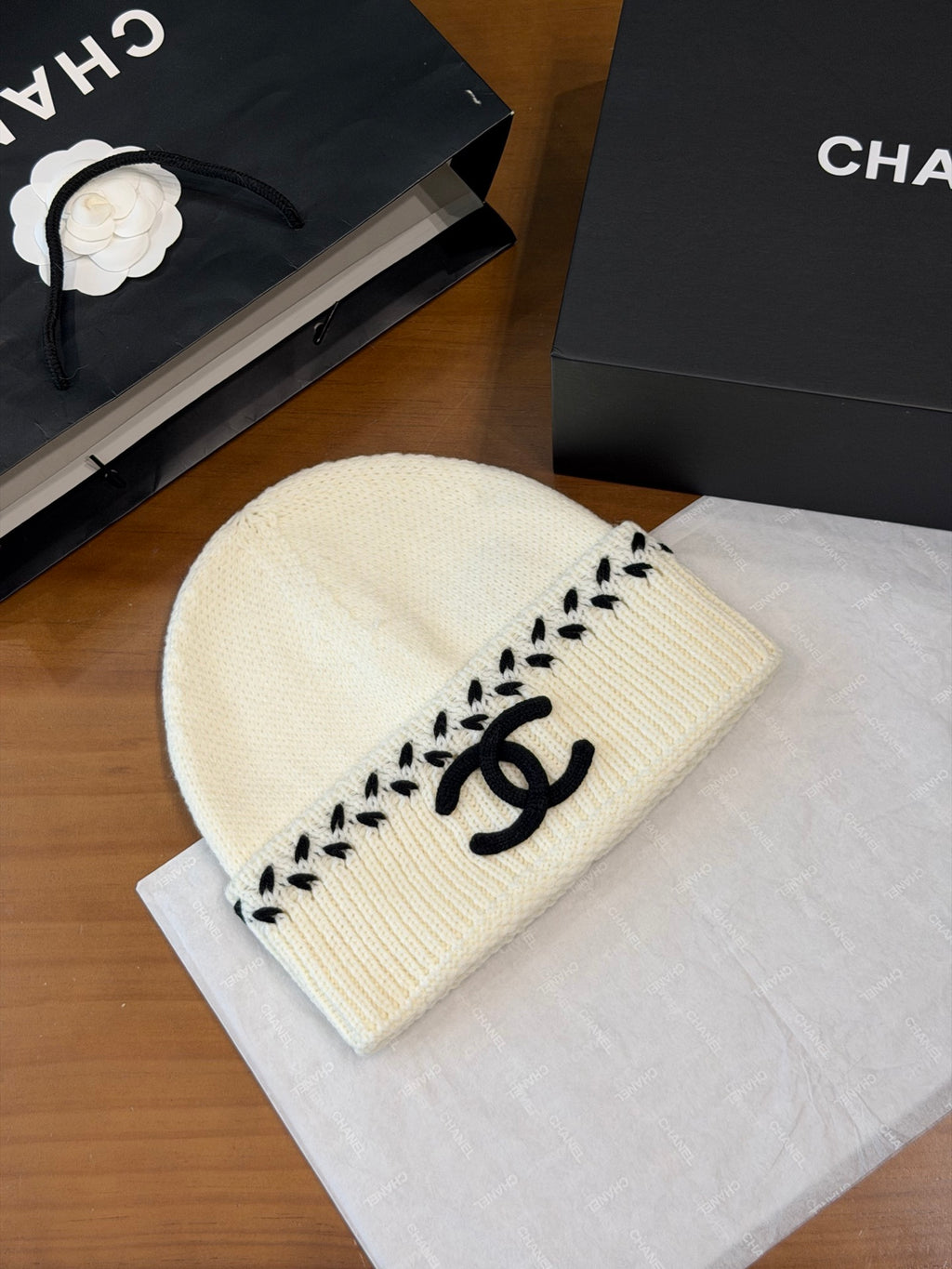 Chanel Colorblock Knit Beanie - 1245544019 - Photo 2