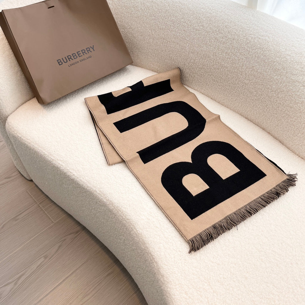Burberry Logo Detail Scarf - 975220192 - Photo 2